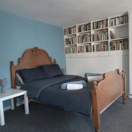 Room In Historic Townhouse Close To Wexford Town, For 1, 2, Or 3 Guests Privatunterkunft