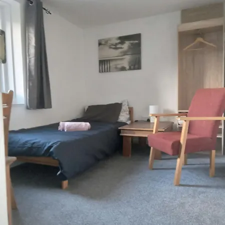 Room In Historic Townhouse Close To Wexford Town, For 1, 2, Or 3 Guests *